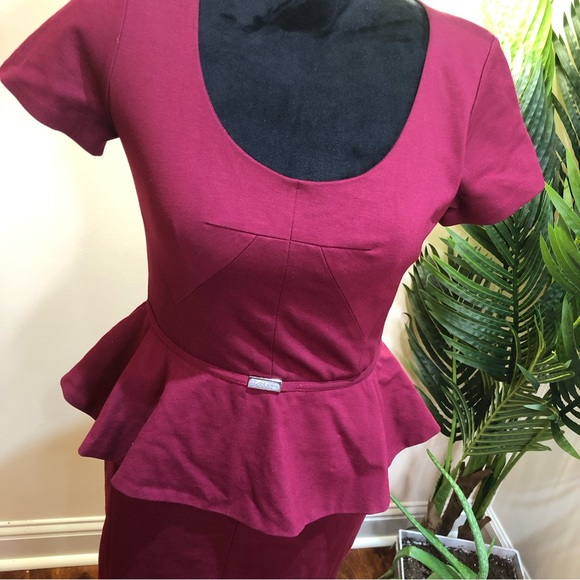 Ann Taylor Peplum Burgundy Scoop-neck Silver Accent Casual Dress 0 - Picture 3 of 8